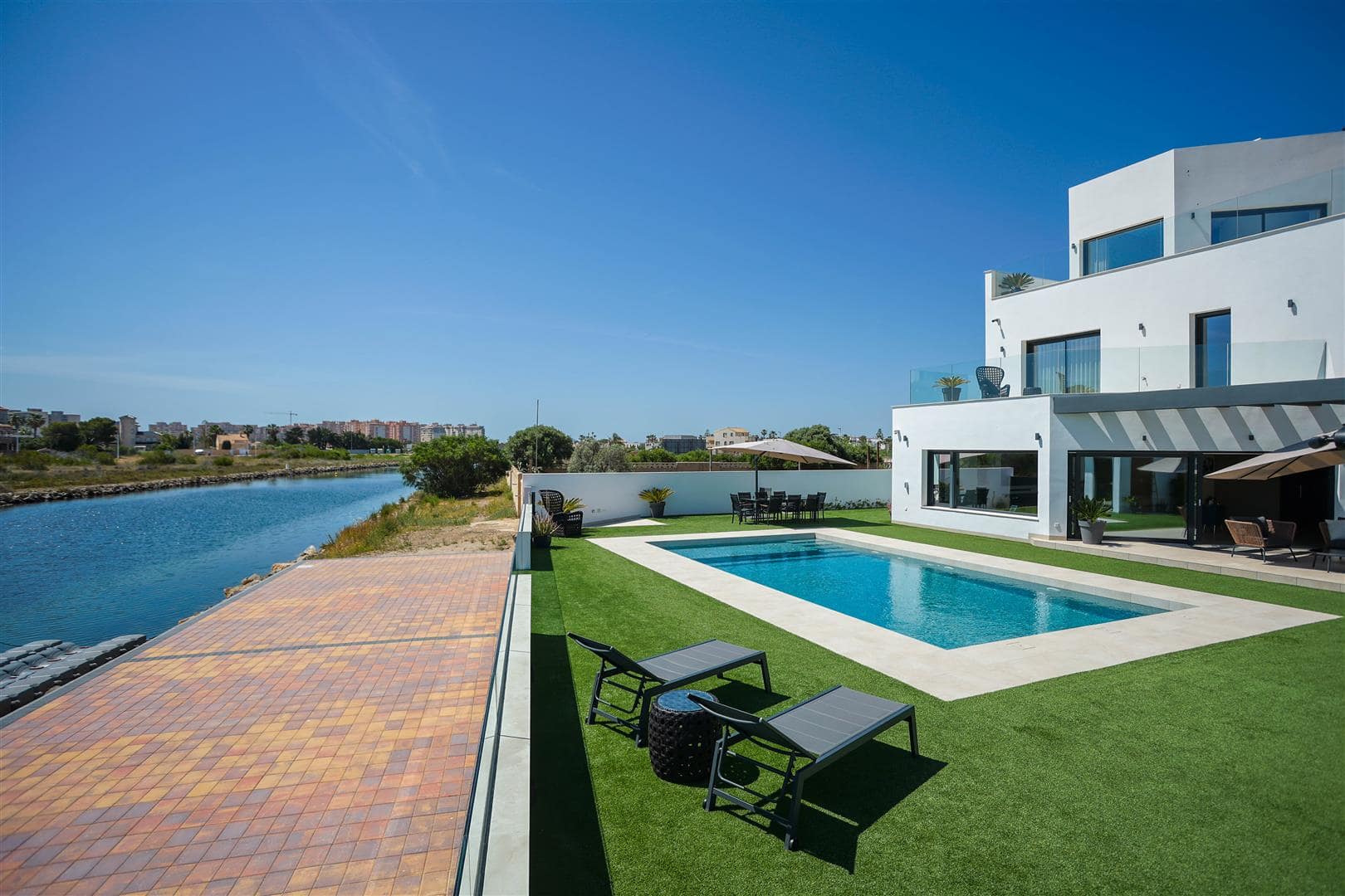 Villa in La Manga del Mar Menor