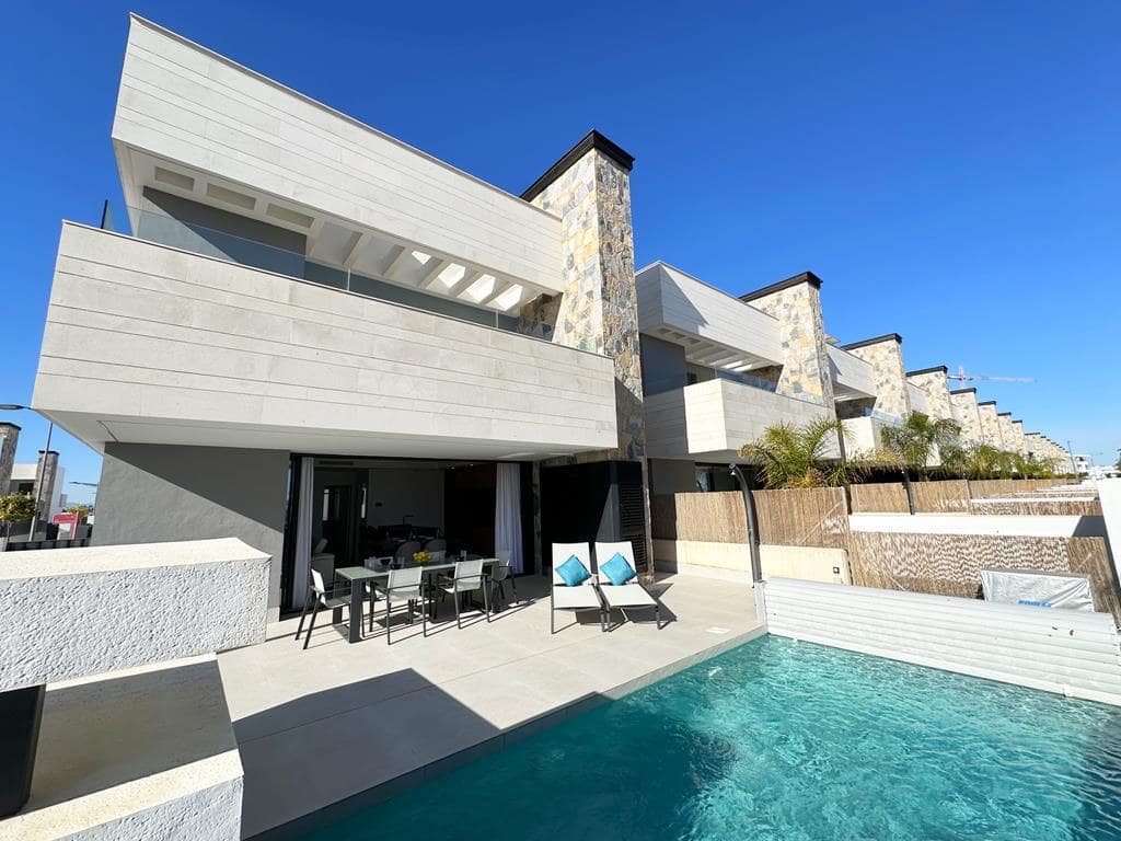 Detached Villa in Lo Pagan Resale Costa Cálida